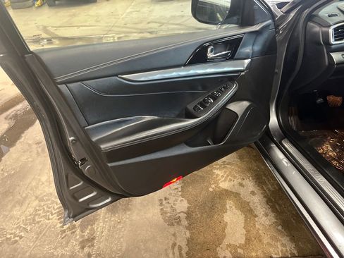 Used 2023 Nissan Maxima SV w/ Floor Mat Group image 11