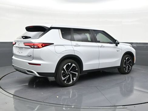 Used 2025 Mitsubishi Outlander Ralliart AWD/4WD image 5