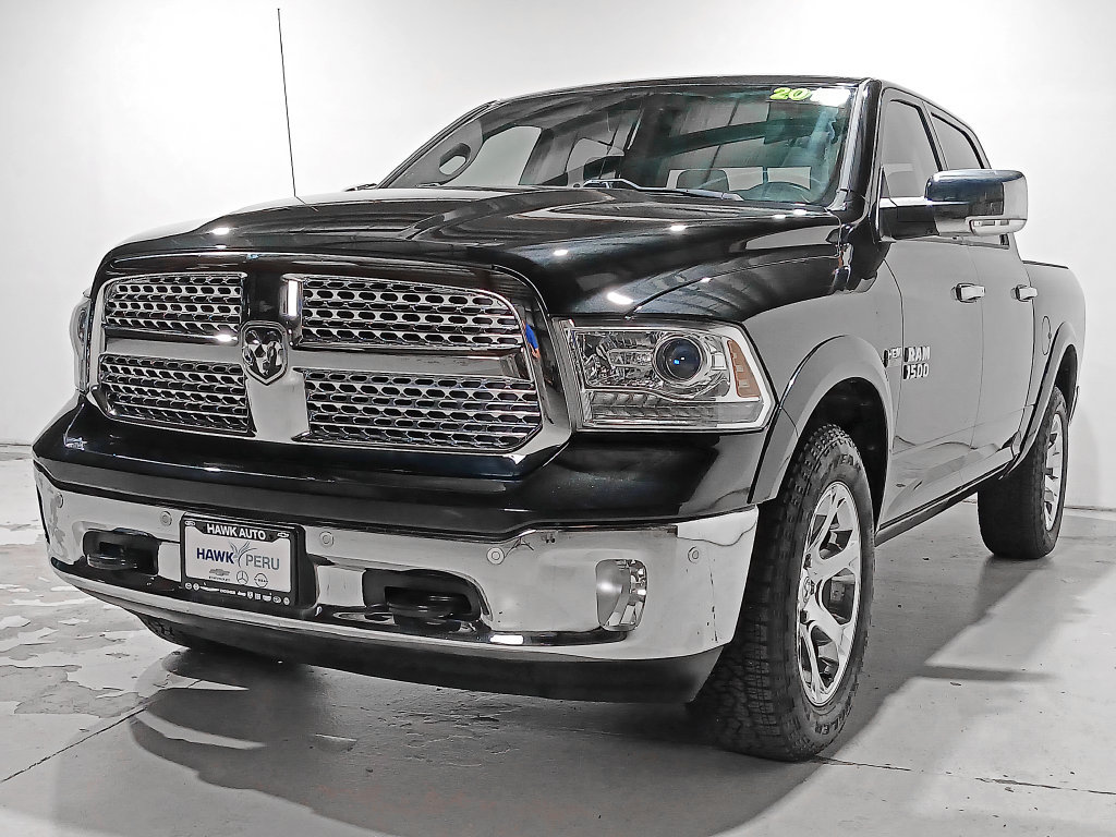 Used 2016 RAM 1500 Laramie w/ Convenience Group AWD/4WD image 3