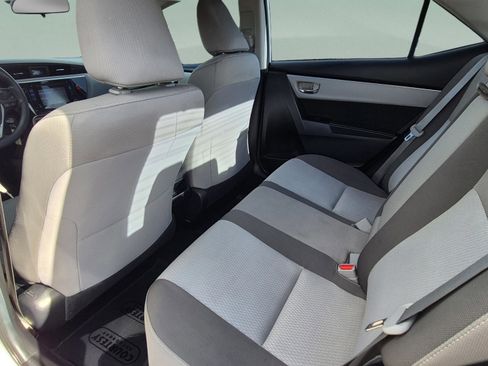 Used 2019 Toyota Corolla LE FWD image 16
