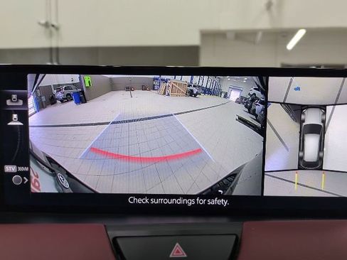 Used 2025 MAZDA CX-70 3.3 Turbo S w/ Premium Package image 14