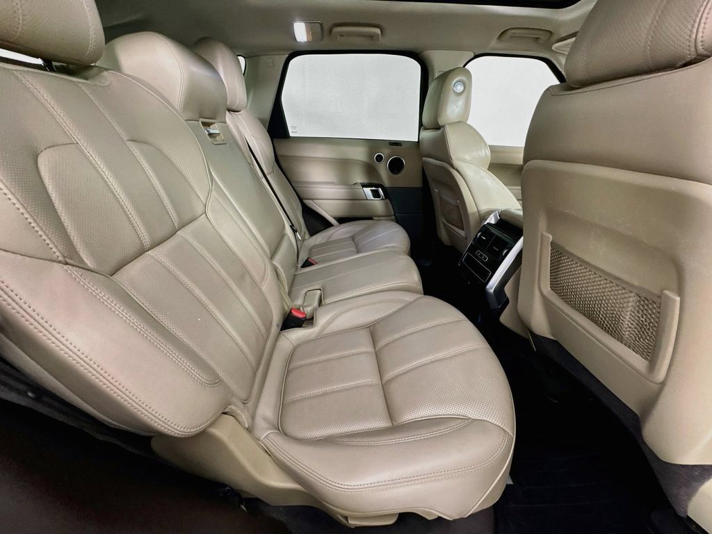 Used 2016 Land Rover Range Rover Sport HSE AWD/4WD image 35