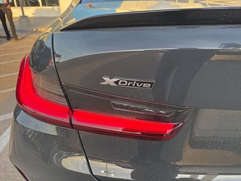 Used 2025 BMW M3 Competition image 9