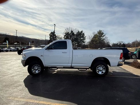 Used 2018 RAM 3500 SLT w/ Cold Weather Group image 6