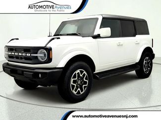 Used 2025 Ford Bronco Outer Banks AWD/4WD video 1
