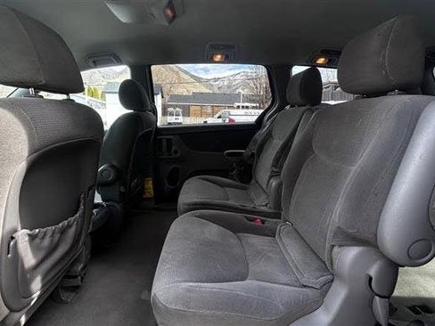 Used 2004 Toyota Sienna LE FWD image 10
