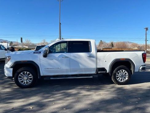 Used 2020 GMC Sierra 2500 Denali w/ Denali Ultimate Package image 5