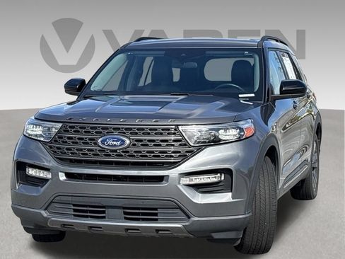 Used 2023 Ford Explorer XLT w/ Equipment Group 202A RWD image 1