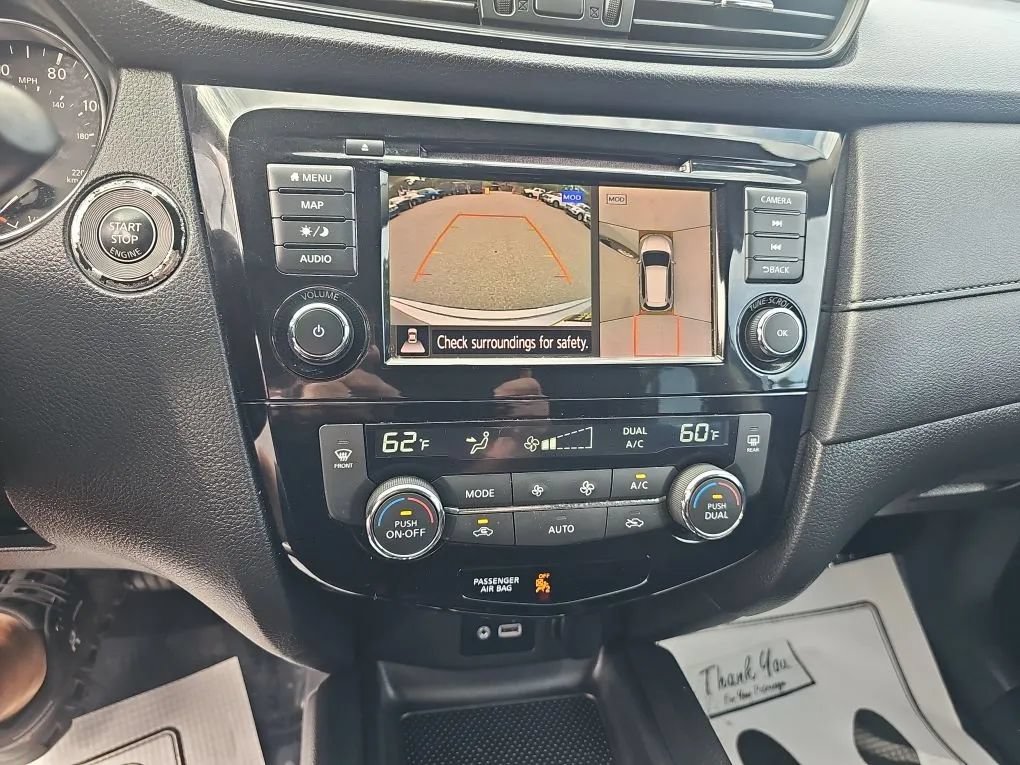 Used 2018 Nissan Rogue SV w/ Premium Package AWD/4WD image 17