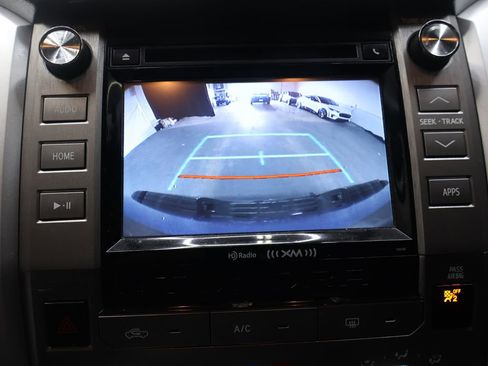 Used 2018 Toyota Tundra SR5 w/ TRD Off Road Package image 20