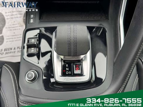 Used 2021 Jaguar E-PACE 300 Sport image 22