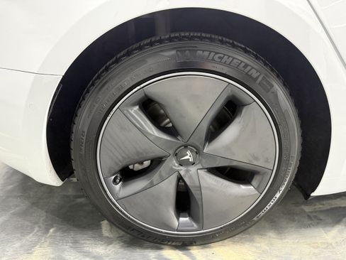 Used 2021 Tesla Model 3 Standard Range Plus RWD image 20
