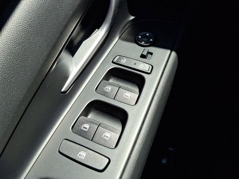 Certified 2021 Hyundai Elantra SEL FWD image 24