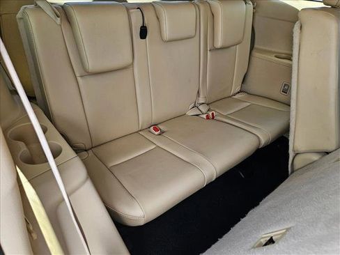 Used 2019 Toyota Highlander XLE FWD image 20