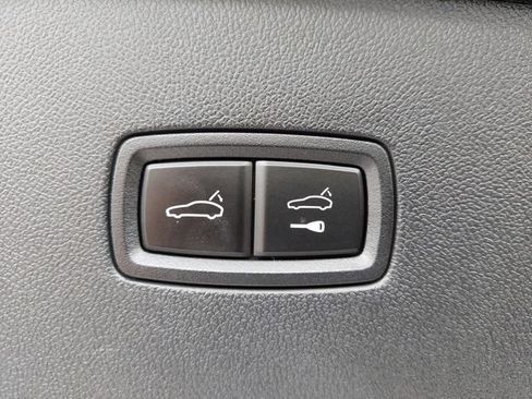 Used 2023 Porsche Cayenne Platinum Edition AWD/4WD image 48