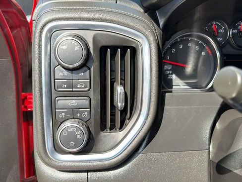 Used 2019 Chevrolet Silverado 1500 LT w/ Texas Edition AWD/4WD image 22