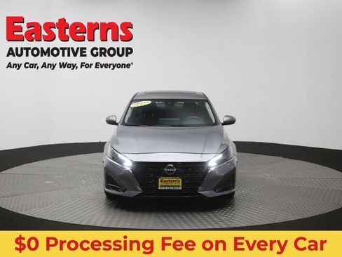 Used 2023 Nissan Altima 2.5 SV w/ SV Premium Package FWD image 52
