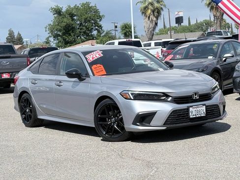 Used 2024 Honda Civic Sport image 2