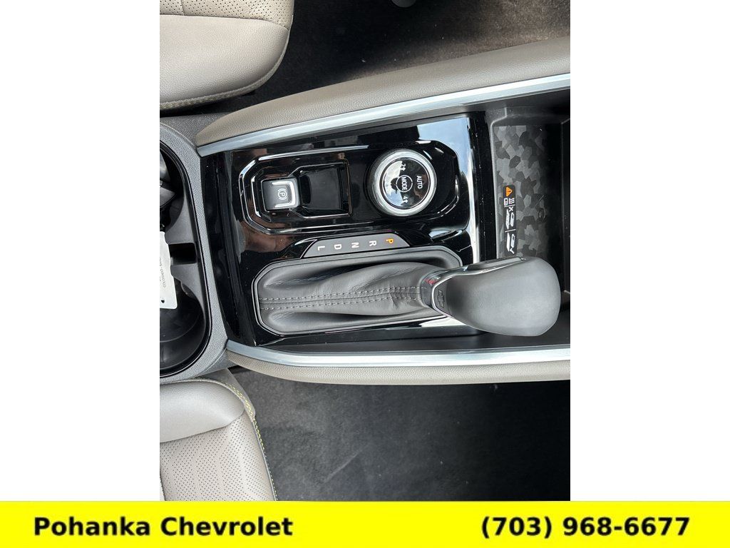 New 2026 Chevrolet Colorado ZR2 w/ Technology Package AWD/4WD image 15
