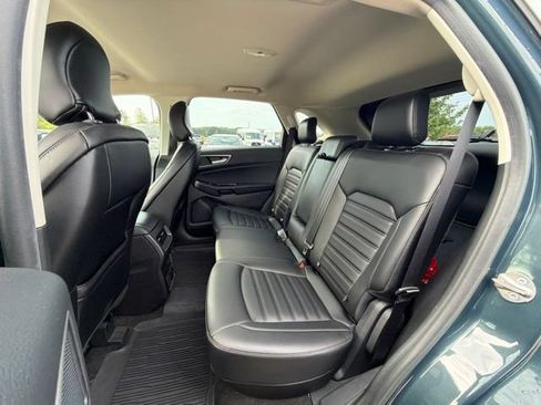 Used 2019 Ford Edge SEL w/ Equipment Group 201A AWD/4WD image 18