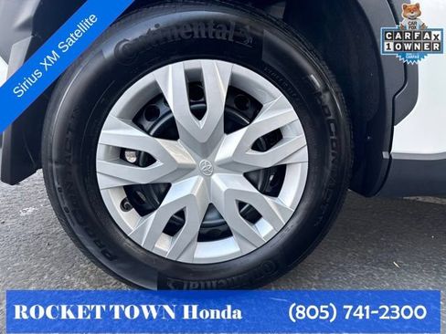 Used 2025 Toyota Corolla Cross L FWD image 20