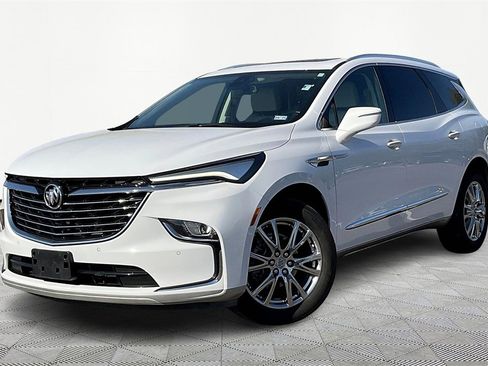 Used 2023 Buick Enclave Essence w/ Experience Buick Package image 2