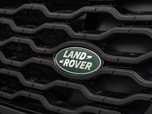 Used 2023 Land Rover Range Rover Velar R-Dynamic S AWD/4WD image 17
