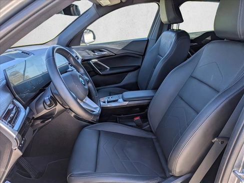 Used 2025 BMW X2 xDrive28i image 11