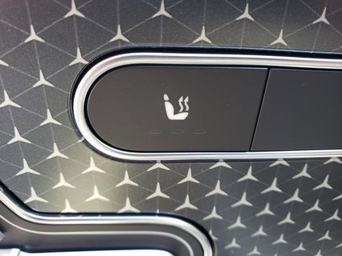 New 2025 Mercedes-Benz GLA 250 4MATIC image 21