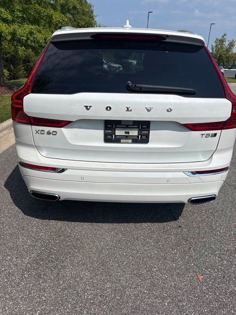 Used 2020 Volvo XC60 T5 Inscription AWD/4WD image 10