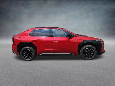 New 2026 Subaru Solterra AWD/4WD image 4