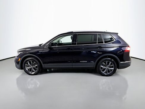 Used 2022 Volkswagen Tiguan SE FWD image 6