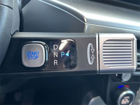 New 2026 Hyundai Ioniq 9 SE image 7