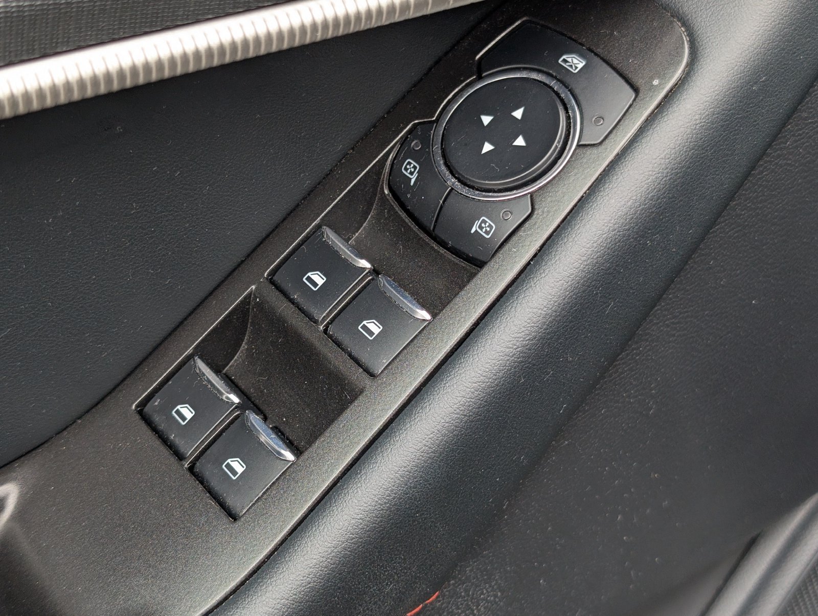 Used 2026 Ford Explorer ST-Line AWD/4WD image 26