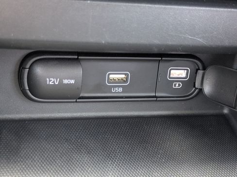 Used 2022 Kia Seltos S FWD image 27