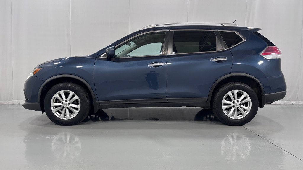 Used 2016 Nissan Rogue SV FWD image 8