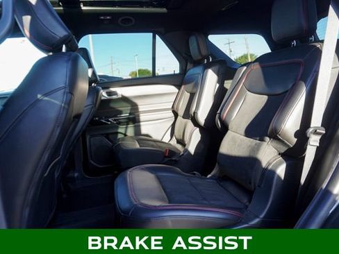 Used 2022 Ford Explorer ST-Line image 9