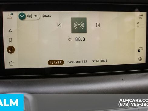 Used 2024 Land Rover Defender 110 X-Dynamic SE image 37