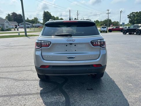 Used 2022 Jeep Compass Limited AWD/4WD image 4