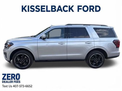 Used 2023 Ford Expedition Limited RWD image 9