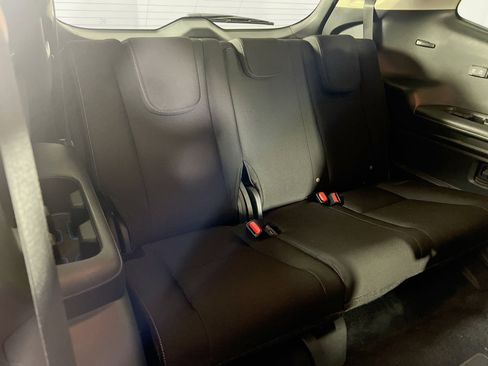 Used 2022 Subaru Ascent Premium w/ Convenience Package image 26