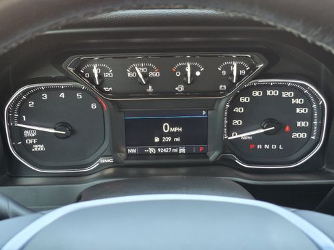 Used 2019 GMC Sierra 1500 Elevation w/ Elevation Value Package AWD/4WD image 16