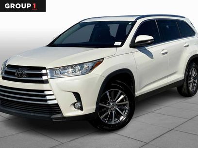Used 2019 Toyota Highlander XLE