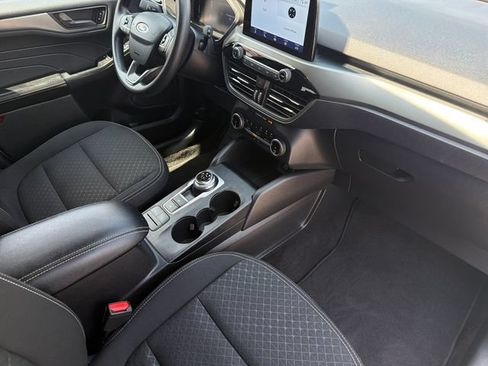 Used 2025 Ford Escape Active FWD image 17
