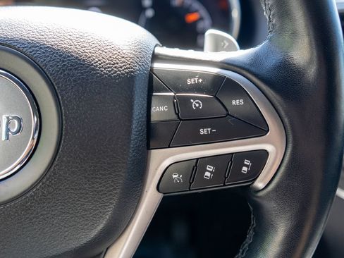 Used 2021 Jeep Grand Cherokee Limited w/ Luxury Group II AWD/4WD image 20