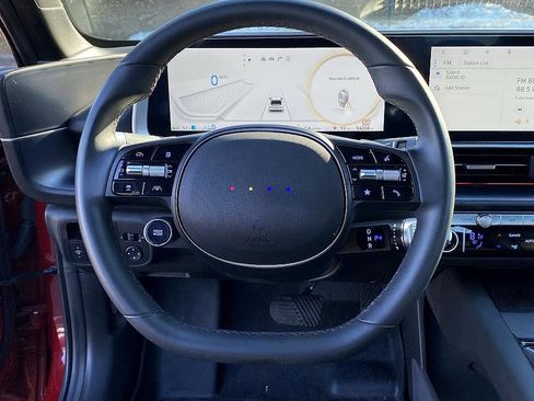 Used 2023 Hyundai Ioniq 6 SEL image 13