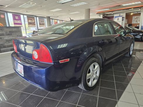 Used 2010 Chevrolet Malibu LS image 4