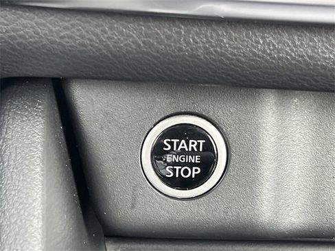 Certified 2023 Nissan Rogue S image 9