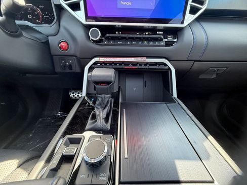 New 2025 Toyota Tundra Platinum AWD/4WD image 11