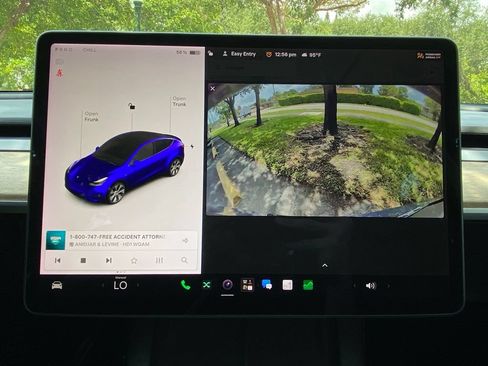 Used 2021 Tesla Model Y Long Range AWD/4WD image 27